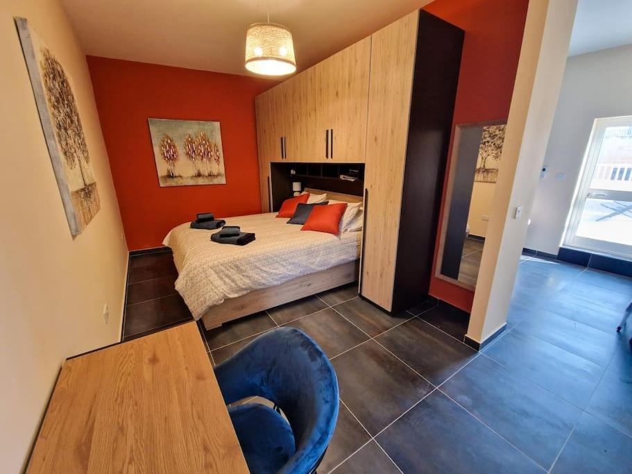 Comfy And Cosy. Apartment St. Paul's Bay Exterior photo